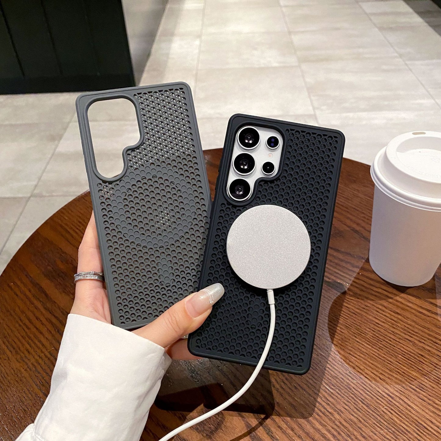 Samsung Honeycomb Mesh Cooling Phone Case