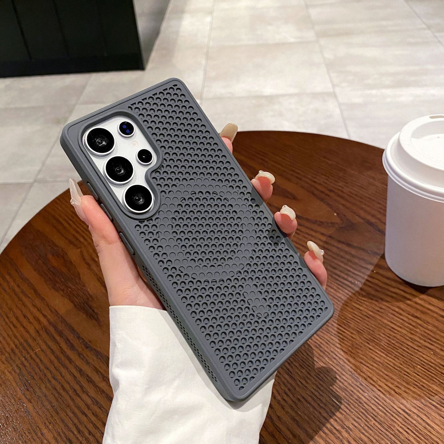 Samsung Honeycomb Mesh Cooling Phone Case
